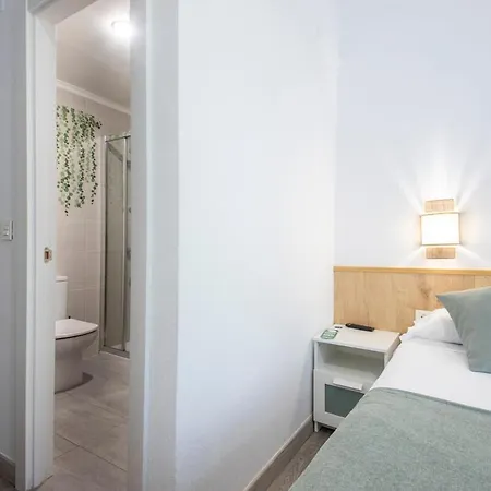 Twin With Private Bathroom Апартаменти